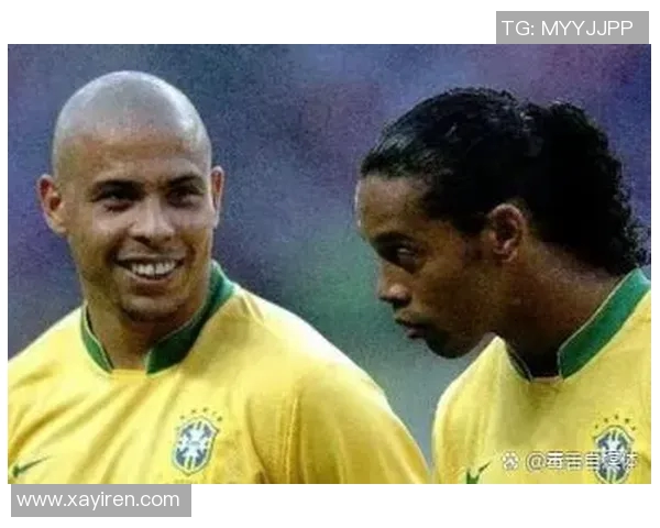 与足球巨星亲密接触：不可思议的场面与精彩瞬间重现